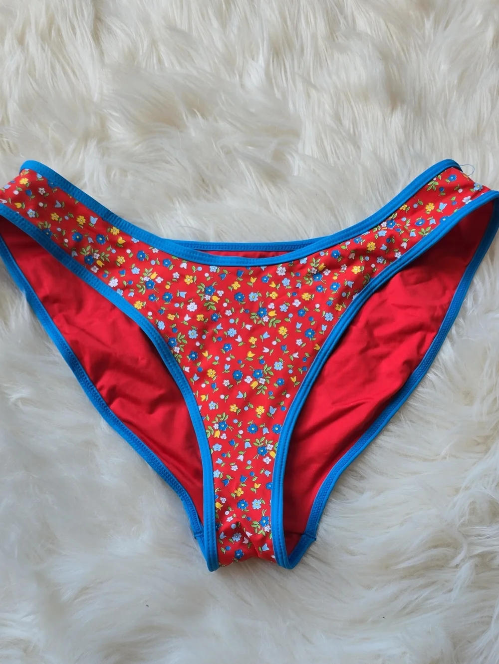 Frankie's Bikinis Red Floral Bikini Bottom  SIZE M